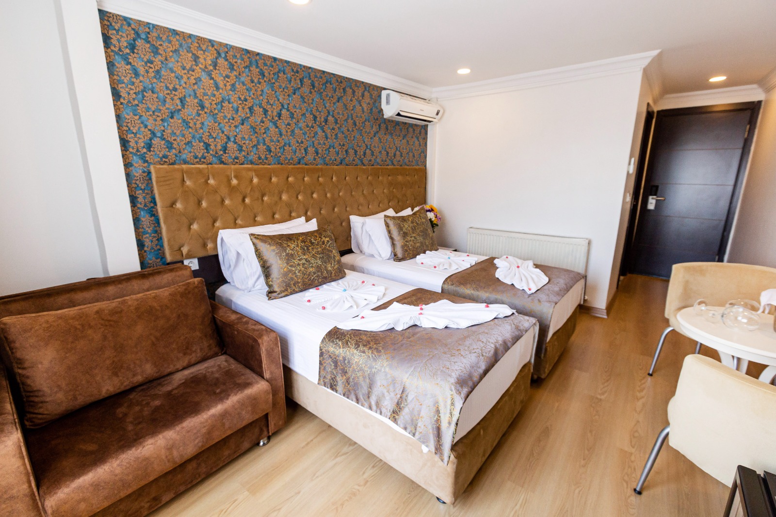 Kumru Hotel triple oda fotoğrafı